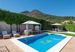 Location vacances Alhaurín de la Torre - 3-bedroom apartment with private garden and terrace-2
