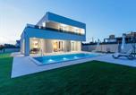 Location vacances Vrsi - Stunning Villa Marea with a private pool-1