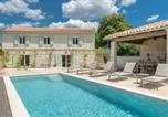 Location vacances Kanfanar - Nice Home In Zminj With Sauna-1