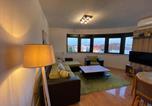 Location vacances Kragujevac - Panoramic View Apartment-1