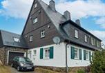 Location vacances Bad Elster - Holiday Home Grenzenlos by Interhome-1