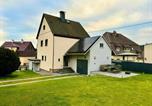 Location vacances  Gare de Chemnitz - Neu! Ferienhaus am Sonnenlandpark - Haus Anja-2