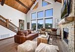 Location vacances Estes Park - Bear's Getaway Jacuzzi, Indoor Outdoor Fireplace, Fantastic Location-3