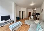 Location vacances Les Sables-d'Olonne - Grand appartement T2 proche plage avec wifi, ascenseur et cuisine équipée - Fr-1-197-135-1