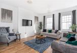 Location vacances Southend-on-Sea - 3 Bed Apartment with Balcony in Southend on Sea!-3