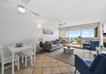 Location vacances Alexandra Headland - Ocean front 2 bedroom central apartment with pool-3