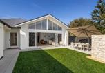 Location vacances  Manjimup - Genoa House - Coastal Elegance at the Marina's Edge-1