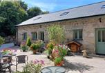 Location vacances Redruth - Wesley House Holidays - Choice of 2 Quirky Cottages in 4 private acres-1