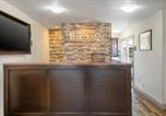 Hôtel Canton - Travelodge by Wyndham Gananoque-2