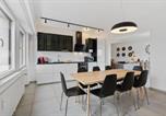 Location vacances  Luxembourg - Central Lux 2br Apt with City Views & Balcony-3