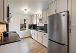 Location vacances Longview - Camas Getaway Near Downtown Big Windows-4