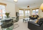 Location vacances  Gare de Leamington Spa - Sawadee Apartments-4
