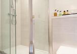 Location vacances Leicester - Stunning Modern Glass Wall Penthouse, City Centre-3