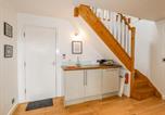 Location vacances  Gare d'Halifax - Ash Tree Barn-4