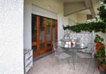 Location vacances Camaiore - 2 Bedroom Stunning Home In Lido Di Camaiore-3
