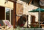 Location vacances  Loire - Écogîte confortable proche St-Etienne et Lyon - Fr-1-496-190-3