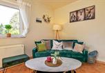 Location vacances  Gare de Suhl - Amazing Home In Goldlauter-Heidersbach-2