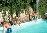 Camping avec Piscine Campouriez - Camping Moulin de Chaules -1