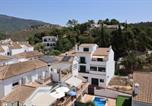 Location vacances Júzcar - 2 bed apartment in Benahavis-3