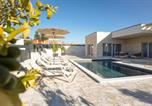 Location vacances Aéroport de Zadar - Awesome Home In Smokovic With Sauna-1