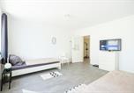 Location vacances Wuppertal - Vaz Apartments Langerfeld für Fachkräfte und Monteure, Tv, Wlan, Küche, nahe 3m und Ede-2