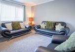 Location vacances Blaenhonddan - Tyle Teg - 3 Bedroom Holiday Home - Clydach-1