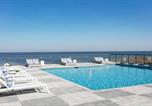 Hôtel Virginia Beach - Delta Hotels by Marriott™ Virginia Beach Waterfront Suites-1