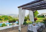 Location vacances Orciano di Pesaro - La Valle Del Sole Country House-2