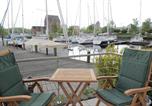 Location vacances  Gare de Greifswald - Yachthafendomizil 2-2