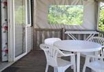 Location vacances Plonéour-Lanvern - Mobil-home cosy avec terrasse à Tréguennec - Api-1-52-977-3