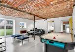 Location vacances  Danemark - 7 Bedroom Stunning Apartment In Varde-3