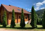 Location vacances Liézey - Chalet chaleureux à Gérardmer avec spa et sauna - Fr-1-589-843-2