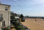 Location vacances Broadstairs - Beachside - Private Balcony & Direct Beach Access-4