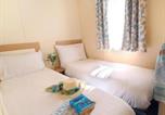 Location vacances Ringwood - 1. Forest Edge 2 Bedroom Statement Caravan-3
