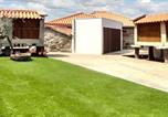 Location vacances Viana do Castelo - Charming house in Riba de Mouro with terrace and parking-1