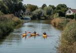 Location vacances  breezanddijk - Beachvilla Royaal met Wellness bubbelbad & Sauna - 10 personen-4