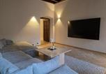 Location vacances Salò - Penthouse In The Heart of Town-3