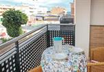 Location vacances Los Alcázares - Cozy Apartment In Los Alcázares-1