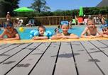 Camping avec Ambiance club Sigean - Village Vacances de Gruissan-1