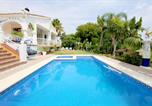 Location vacances Estepona - Estepona North Family Villa Cortijo-1
