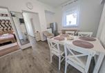 Location vacances Balatonkeresztúr - Holiday home in Balatonmariafürdo 54826-4