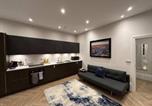 Location vacances Cambridge - Modern 1bed Apartment supercentral with parking-2