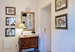Location vacances Brela - Cozy apartment with a balcony and a sea view-1