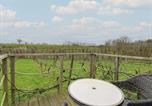Location vacances Chediston - Grape Escape-3
