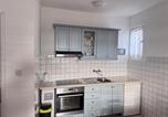 Location vacances Aéroport de Zadar - Apartments by the sea Sukosan, Zadar - 5863-3