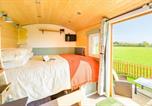 Location vacances Stansted Mountfitchet - Gin and Toffee Carriage-3
