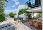 Location vacances Janjina - Apartments Jurica-1