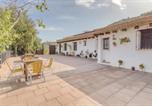 Location vacances Árchez - Stunning Home In Sayalonga With 13 Bedrooms, Wifi And Outdoor Swimming Pool-3