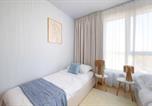 Location vacances Cathédrale Oliwa - Elite Apartments Beachside Luxury with Balcony-4