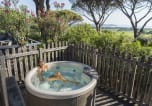 Camping avec Quartiers VIP / Premium Var - Les Tournels-4